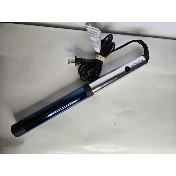BaByliss PRO Nano Titanium 1.25in Barrel Curler - Picture 1 of 4